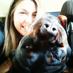 Meet your Posher, Laura